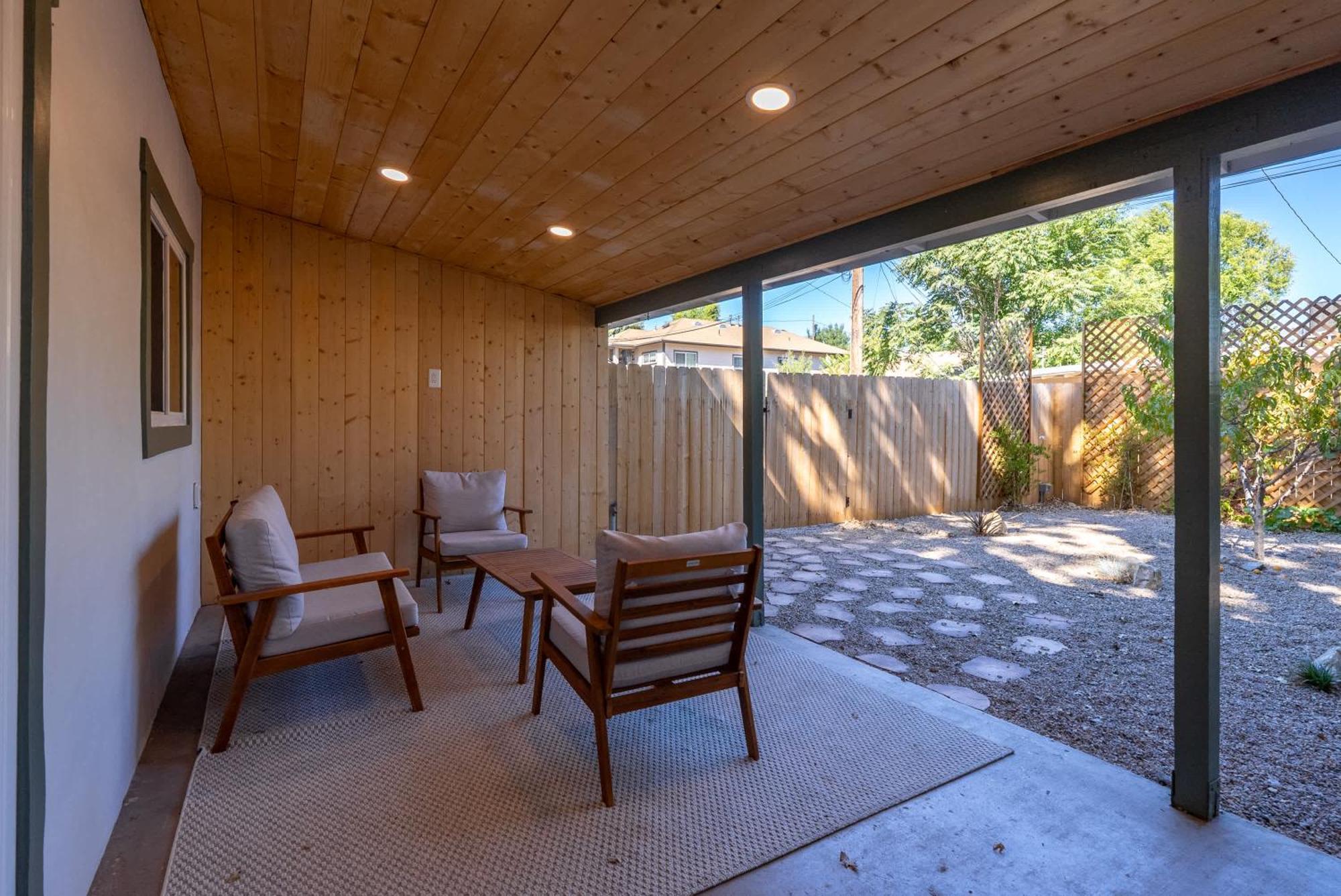 Serene Oasis Sauna And Cinema Пасо Роблес Екстериор снимка